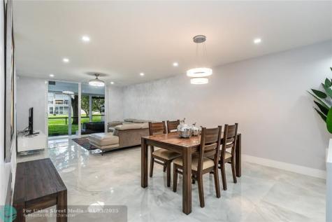 9523 S Hollybrook Lake Drive Pembroke Pines FL 33025