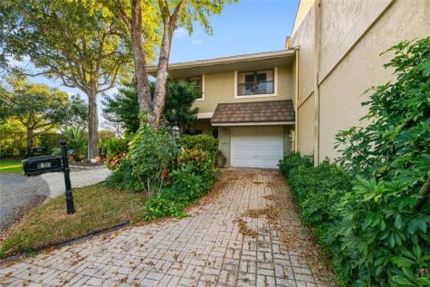 5640 Santiago Circle Boca Raton FL 33433