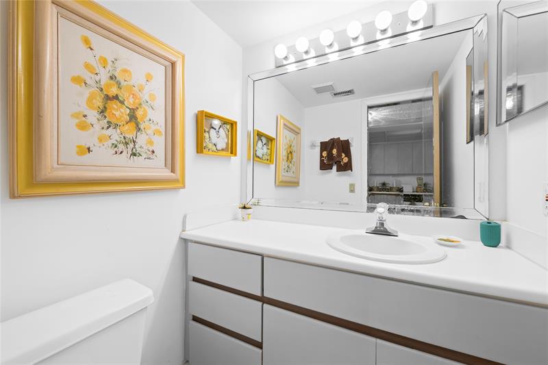 5640 Santiago Circle Boca Raton FL 33433