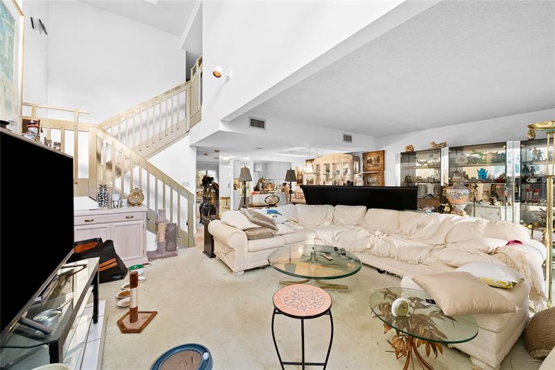 5640 Santiago Circle Boca Raton FL 33433