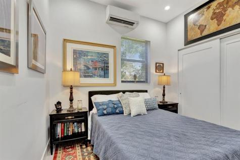 93 S Cortez Drive Circle R Margate FL 33068