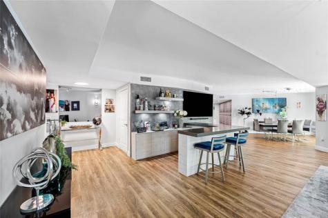 99 SE Mizner Boulevard Boca Raton FL 33432