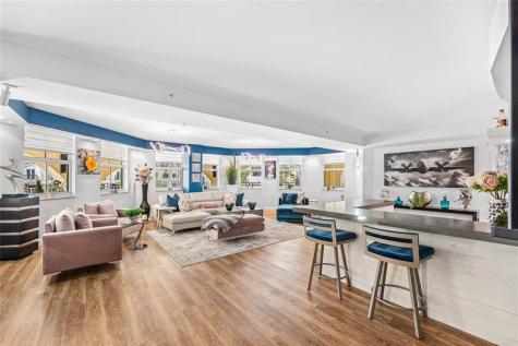 99 SE Mizner Boulevard Boca Raton FL 33432