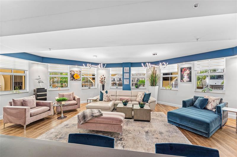 99 SE Mizner Boulevard Boca Raton FL 33432