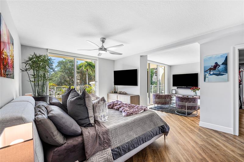 99 SE Mizner Boulevard Boca Raton FL 33432