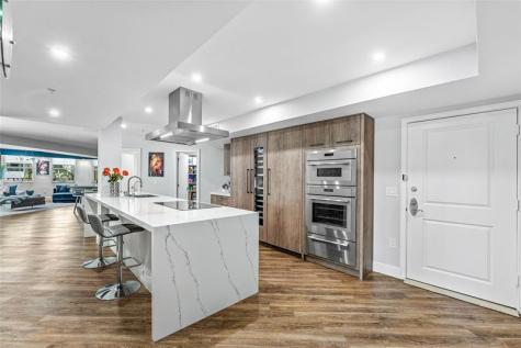 99 SE Mizner Boulevard Boca Raton FL 33432