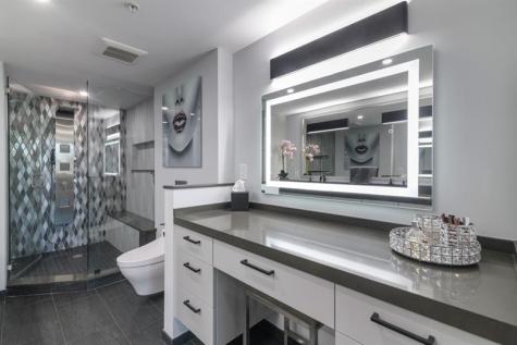 99 SE Mizner Boulevard Boca Raton FL 33432