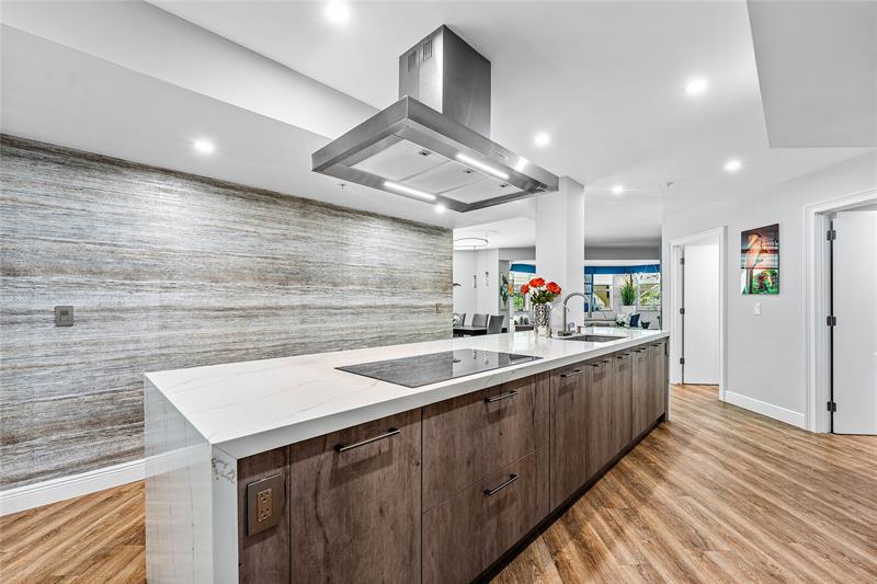 99 SE Mizner Boulevard Boca Raton FL 33432