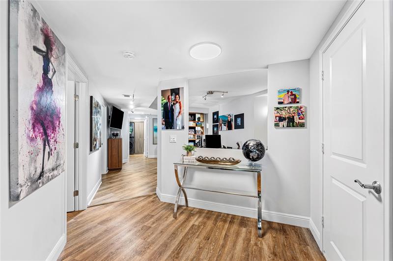 99 SE Mizner Boulevard Boca Raton FL 33432