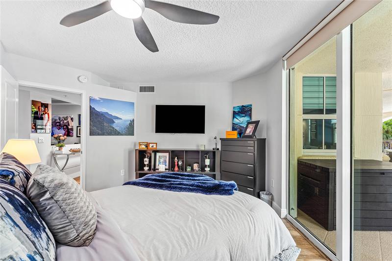 99 SE Mizner Boulevard Boca Raton FL 33432