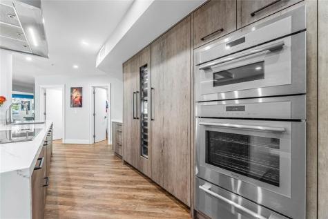 99 SE Mizner Boulevard Boca Raton FL 33432