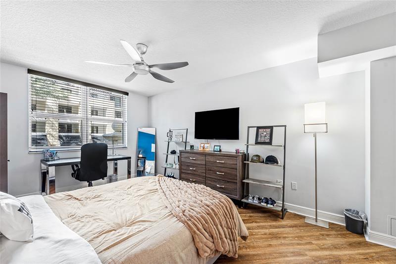 99 SE Mizner Boulevard Boca Raton FL 33432