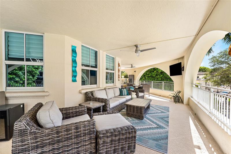 99 SE Mizner Boulevard Boca Raton FL 33432