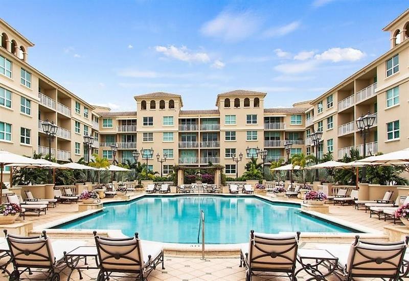 99 SE Mizner Boulevard Boca Raton FL 33432