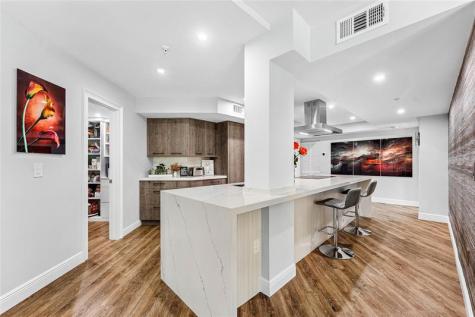 99 SE Mizner Boulevard Boca Raton FL 33432