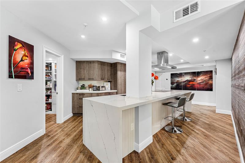 99 SE Mizner Boulevard Boca Raton FL 33432