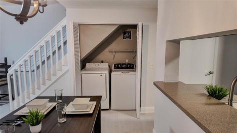 9967 NW 56th Place Coral Springs FL 33076