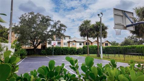 9967 NW 56th Place Coral Springs FL 33076