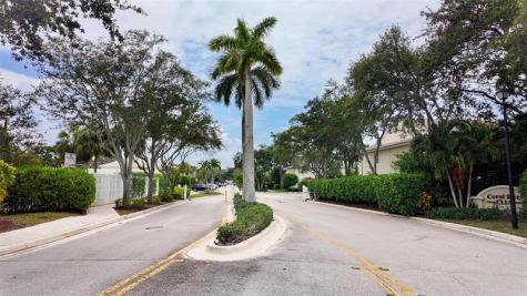 9967 NW 56th Place Coral Springs FL 33076