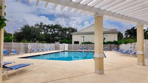 9967 NW 56th Place Coral Springs FL 33076