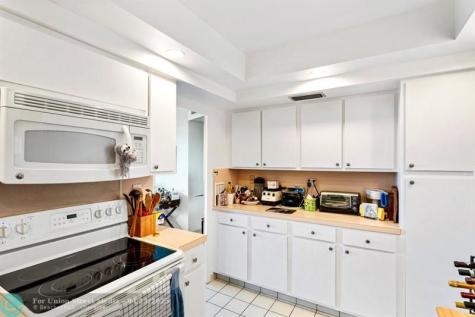 3333 NE 34th Street Fort Lauderdale FL 33308