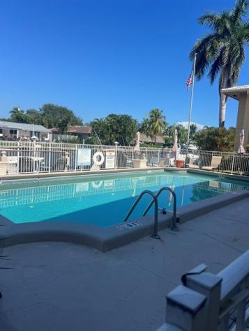 2811 NE 51st Street Fort Lauderdale FL 33308