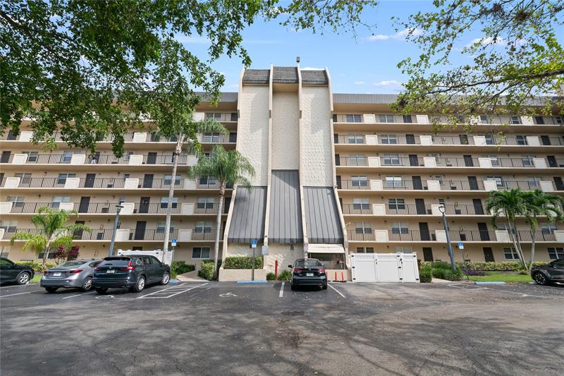 3300 W Rolling Hills Circle Davie FL 33328