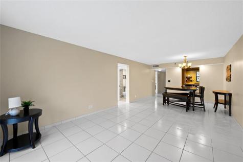 3300 W Rolling Hills Circle Davie FL 33328