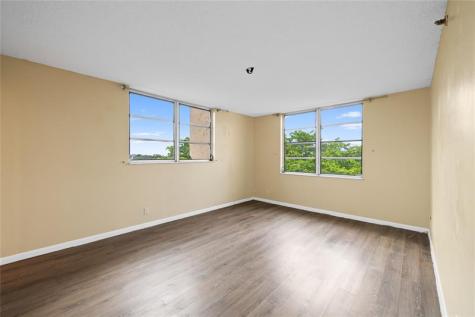 3300 W Rolling Hills Circle Davie FL 33328