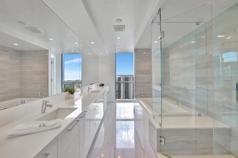 100 E Las Olas Boulevard Fort Lauderdale FL 33301