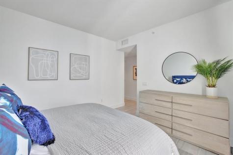 100 E Las Olas Boulevard Fort Lauderdale FL 33301