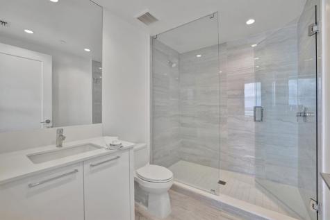 100 E Las Olas Boulevard Fort Lauderdale FL 33301