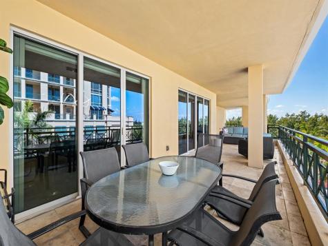 3415 N Ocean Drive Hollywood FL 33019