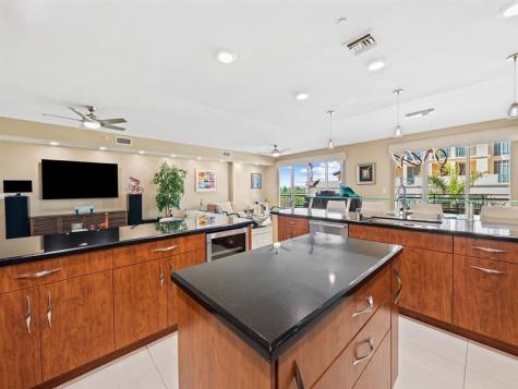 3415 N Ocean Drive Hollywood FL 33019