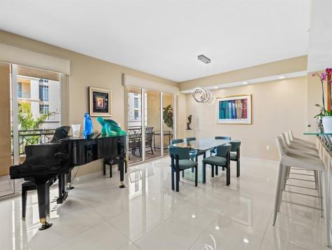 3415 N Ocean Drive Hollywood FL 33019