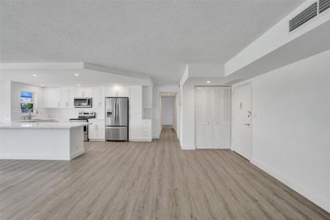 2500 NE 48th Lane Fort Lauderdale FL 33308