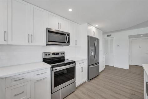 2500 NE 48th Lane Fort Lauderdale FL 33308
