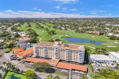 2500 NE 48th Lane Fort Lauderdale FL 33308