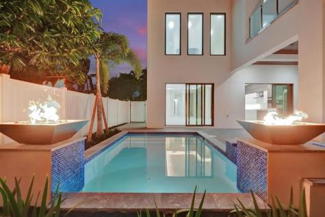 4524 Seagrape Drive Lauderdale By The Sea FL 33308