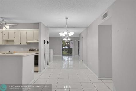 9968 N Belfort Circle Tamarac FL 33321