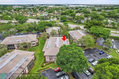 9968 N Belfort Circle Tamarac FL 33321