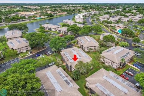 9968 N Belfort Circle Tamarac FL 33321