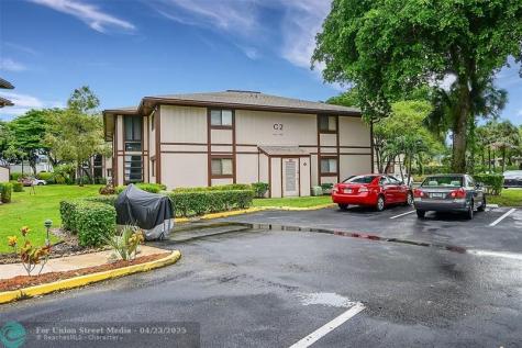 9968 N Belfort Circle Tamarac FL 33321