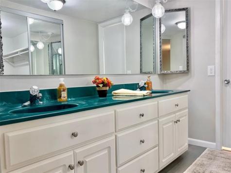 4401 NW 41st Street Lauderdale Lakes FL 33319
