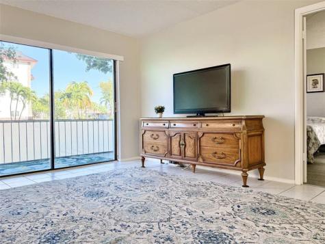 4401 NW 41st Street Lauderdale Lakes FL 33319