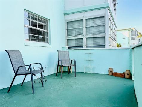 4401 NW 41st Street Lauderdale Lakes FL 33319