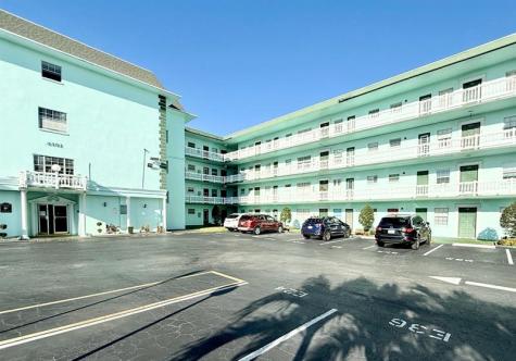 4401 NW 41st Street Lauderdale Lakes FL 33319