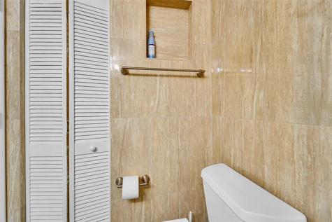 1521 NW 19th Terrace Delray Beach FL 33445