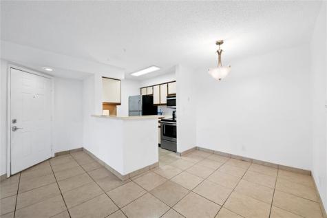 2906 S University Drive Davie FL 33328