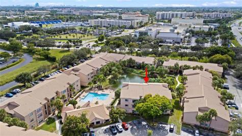 2906 S University Drive Davie FL 33328